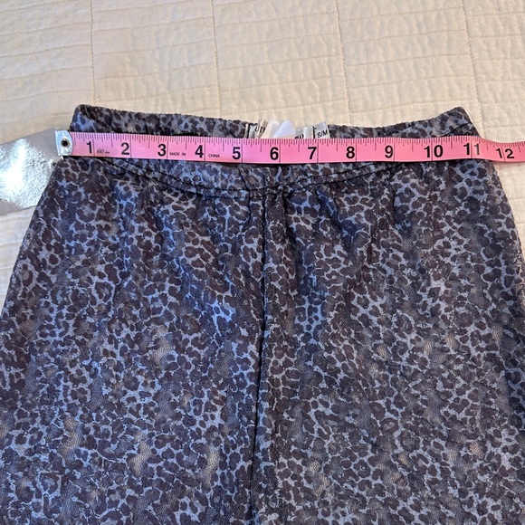 Y2K vintage Gray Leopard Print Lace Pants s/m NWT - Picture 3 of 6